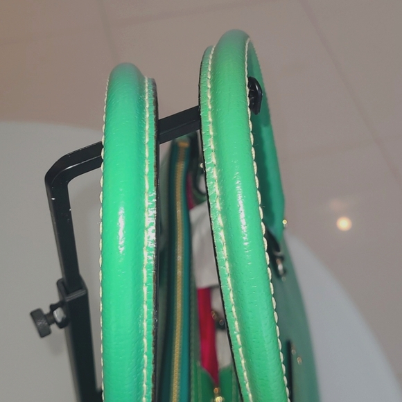 Kate Spade Green Satchel NWOT - Picture 3 of 9